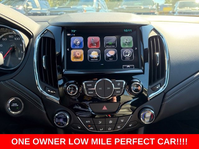 Used 2018 Chevrolet Cruze Premier FWD image 22