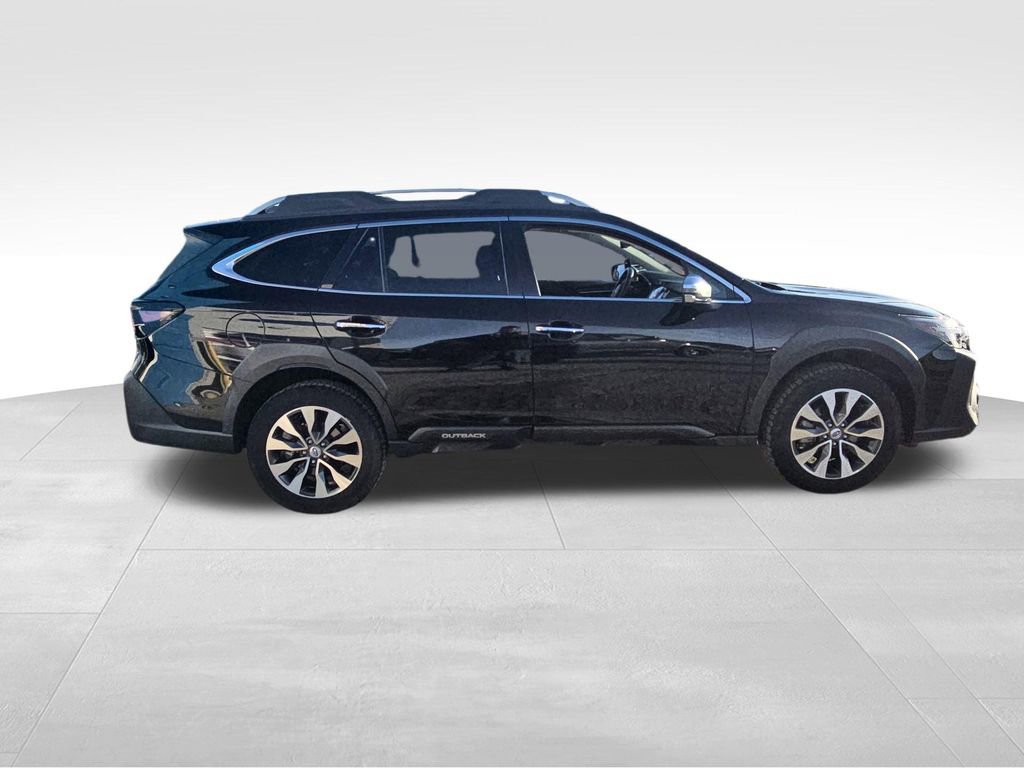 Used 2023 Subaru Outback Touring XT image 9