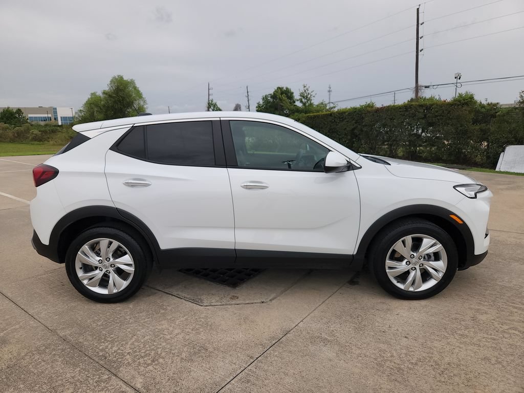 Used 2025 Buick Encore GX Preferred FWD image 4