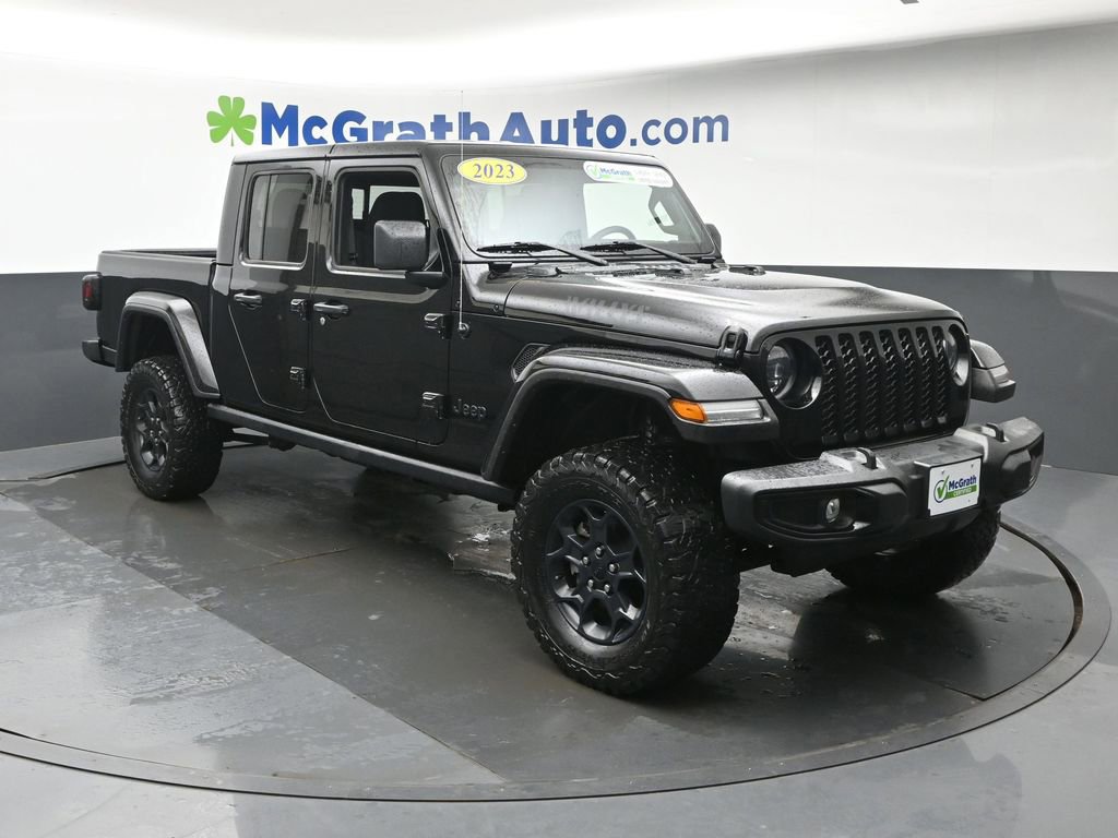 Used 2023 Jeep Gladiator Willys image 2