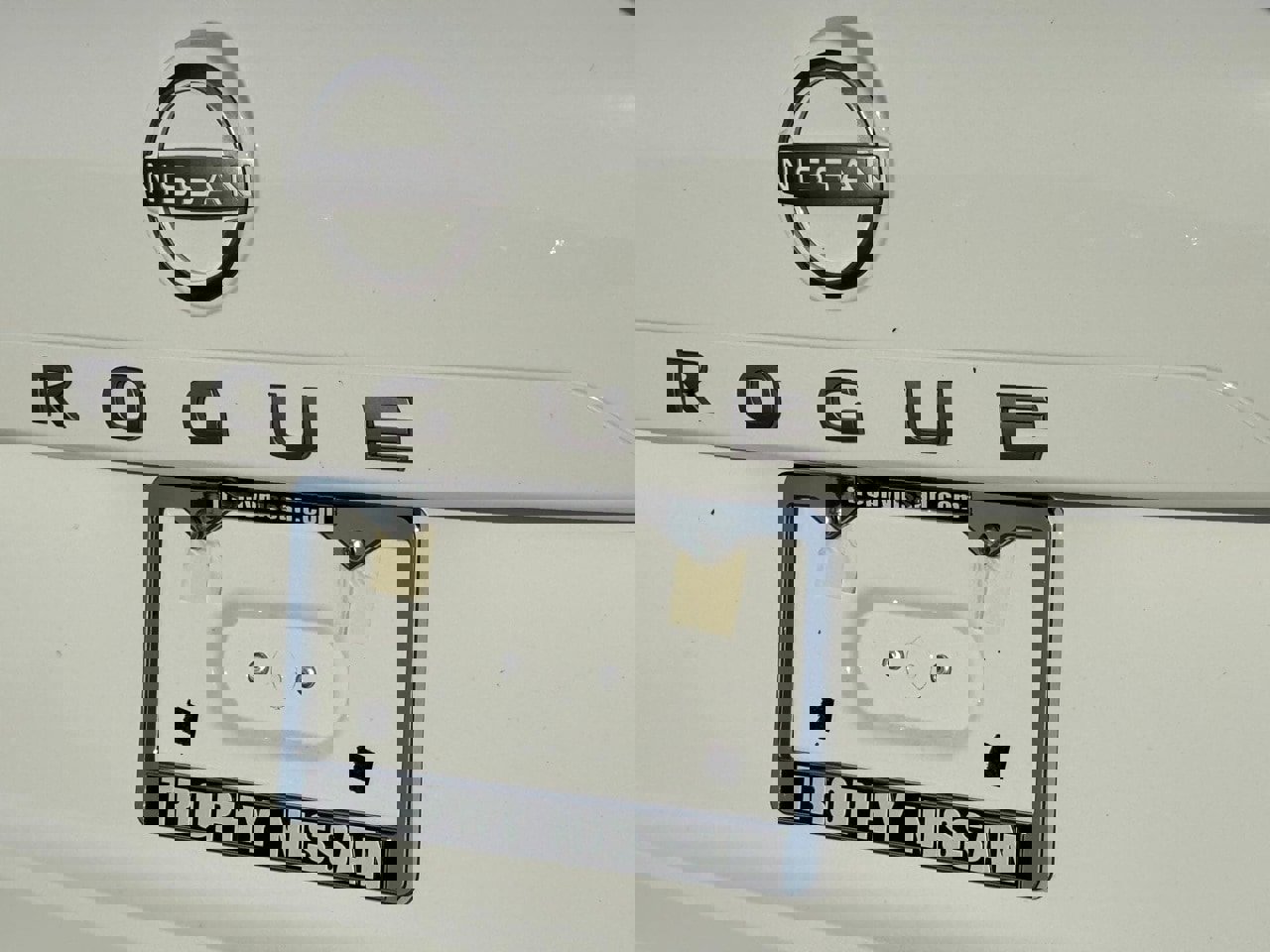 New 2026 Nissan Rogue S image 7