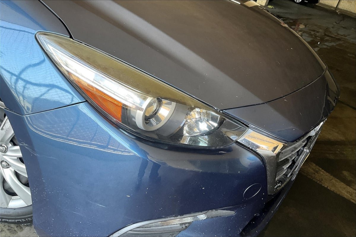 Used 2017 MAZDA MAZDA3 Sport FWD image 29