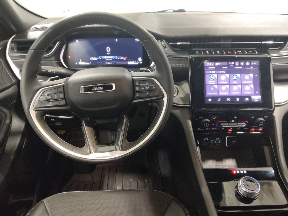 Used 2023 Jeep Grand Cherokee Altitude AWD/4WD image 22