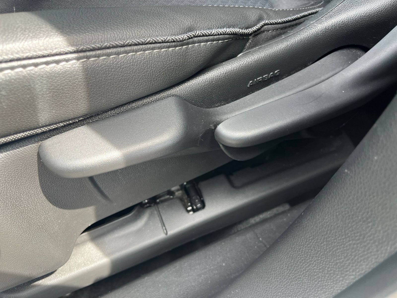 Used 2025 Buick Encore GX Preferred FWD image 21