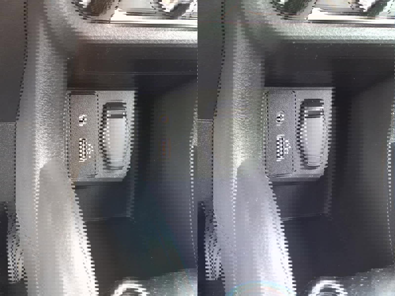 Used 2021 Nissan Versa SV FWD image 12