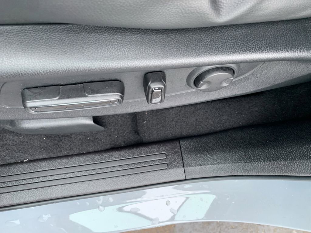 Used 2025 Honda CR-V Sport Touring image 19