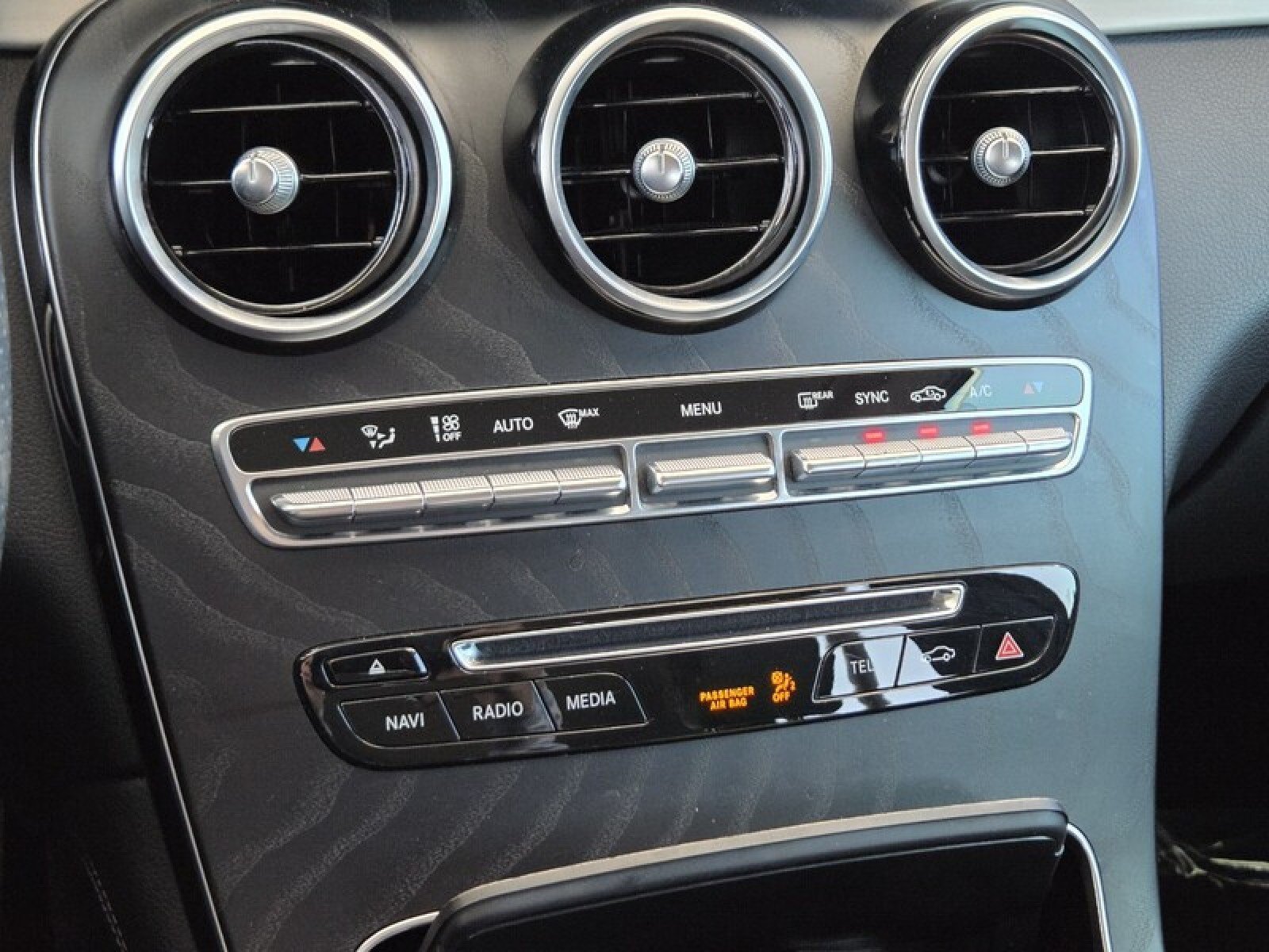 Used 2019 Mercedes-Benz GLC 300 image 32