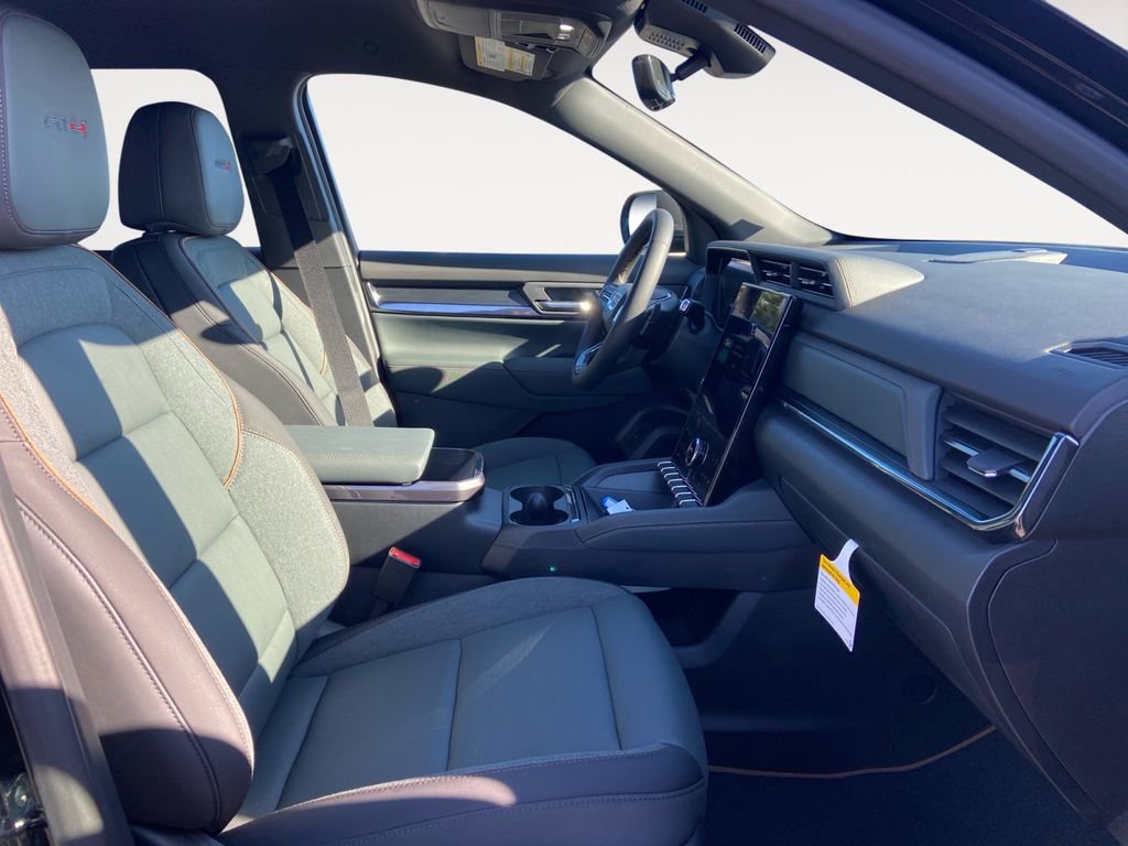 New 2026 GMC Terrain AT4 w/ Technology Package II AWD/4WD image 15