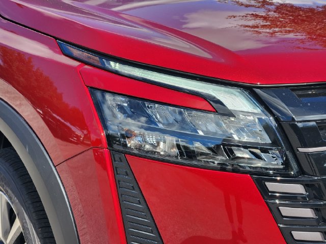 New 2026 Nissan Pathfinder SL FWD image 9