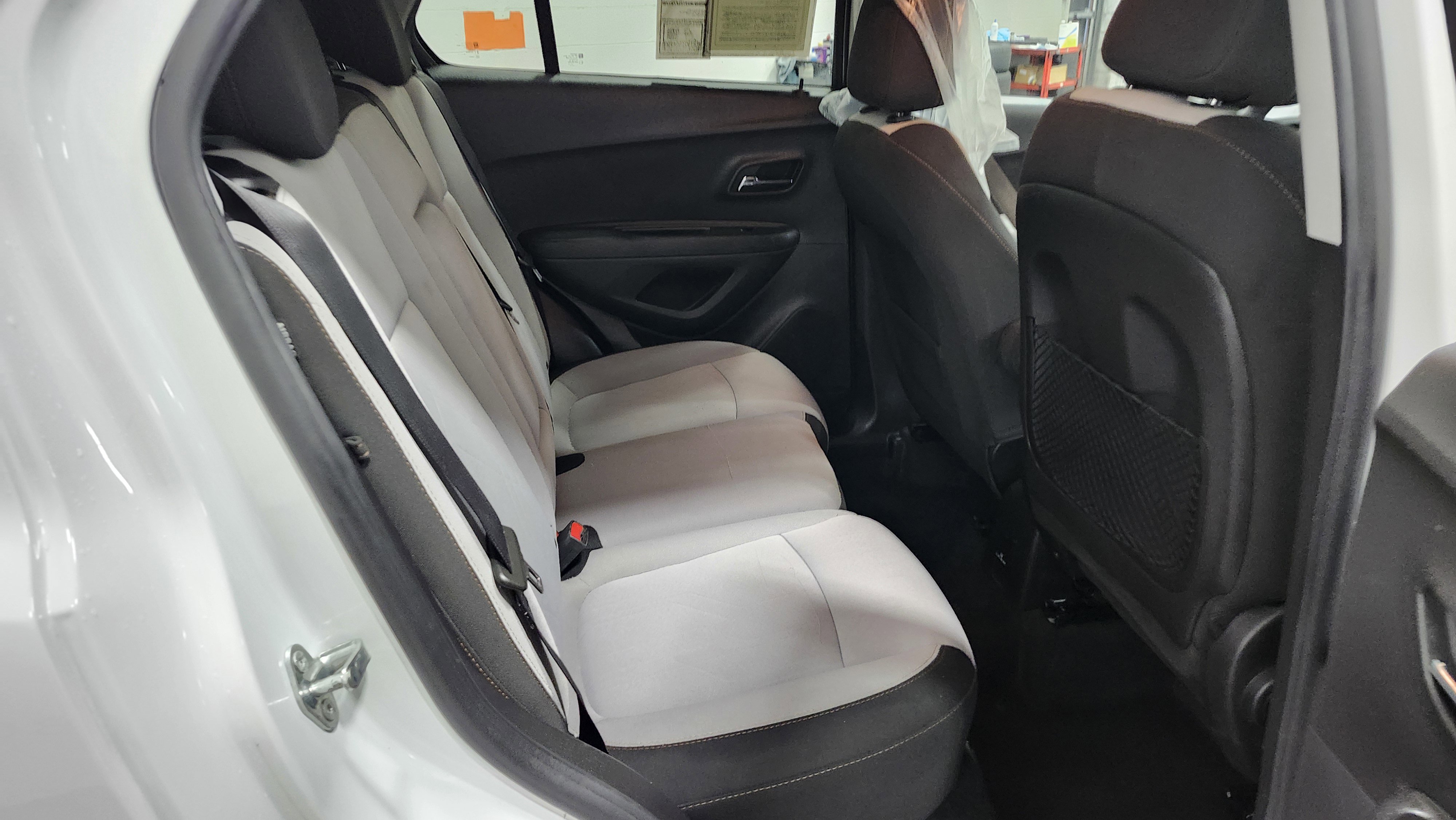 Used 2020 Chevrolet Trax LT image 17