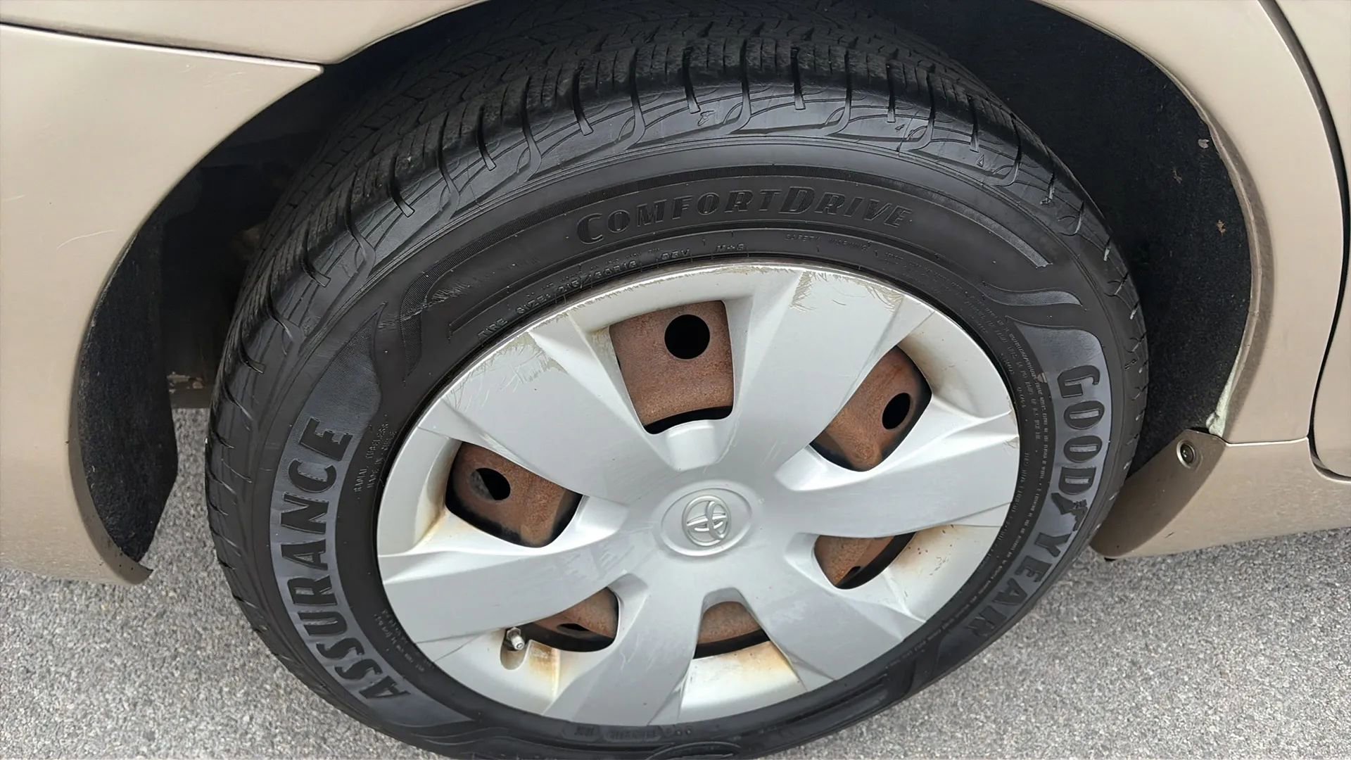 Used 2007 Toyota Camry LE image 30