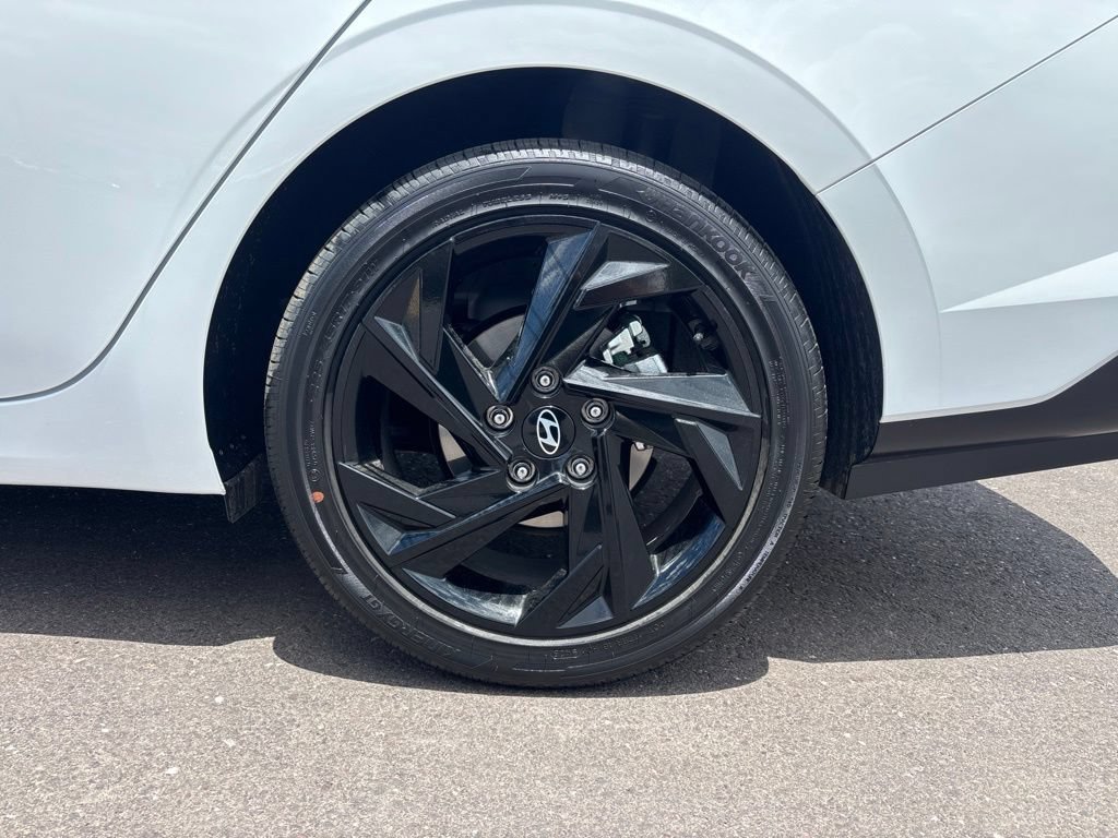 Certified 2026 Hyundai Elantra SEL Sport Premium FWD image 37