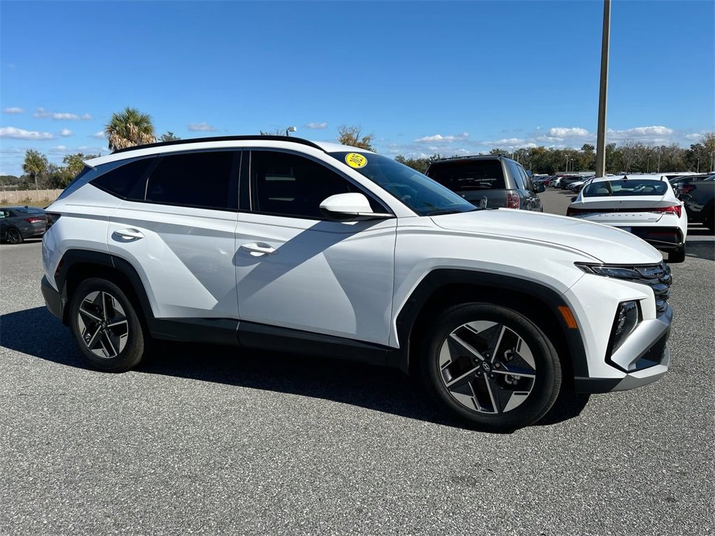 New 2025 Hyundai Tucson SEL image 2