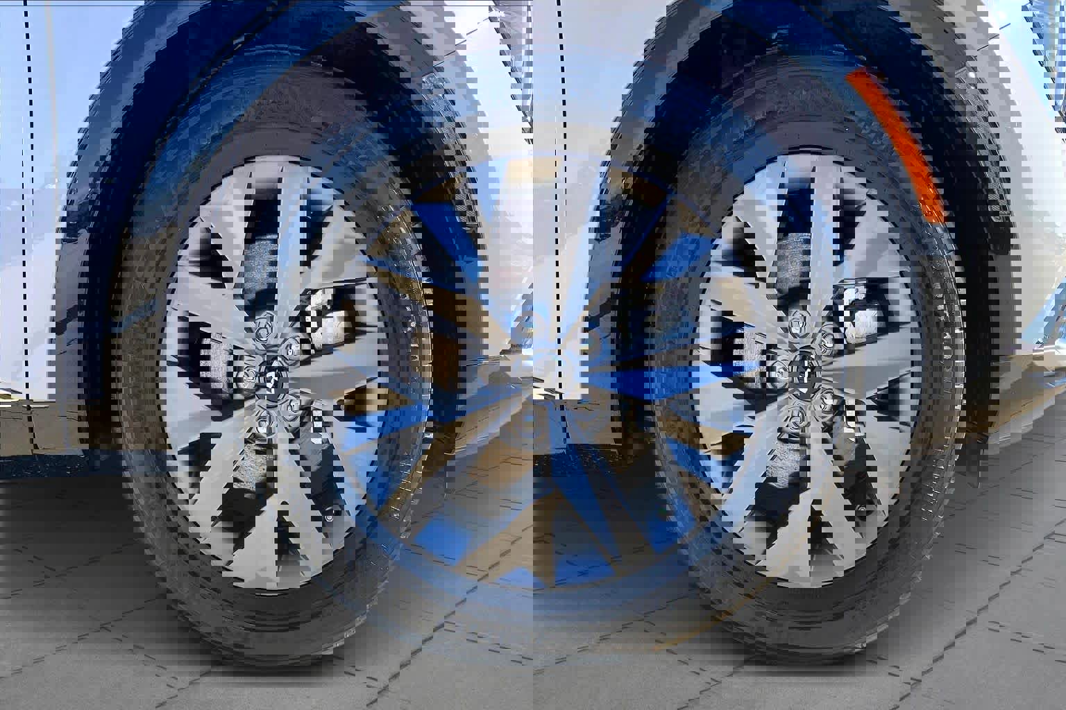 Used 2024 Kia Sportage SX image 10