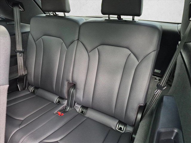 Used 2020 Audi Q7 2.0T Premium AWD/4WD image 22