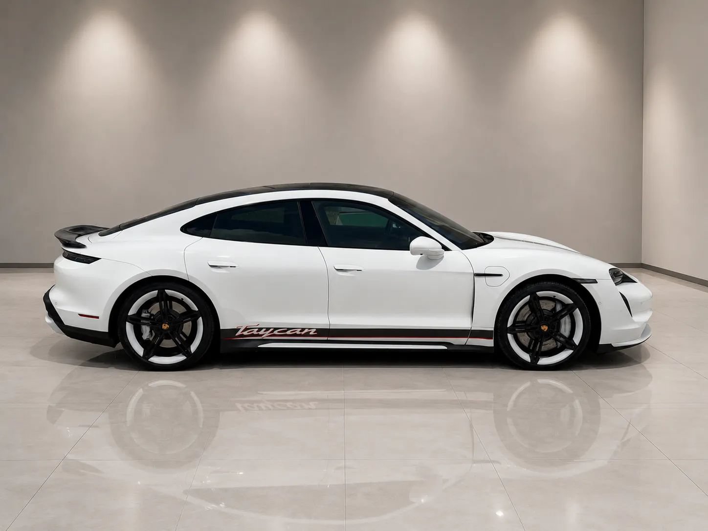 Used 2021 Porsche Taycan Turbo S AWD/4WD image 2