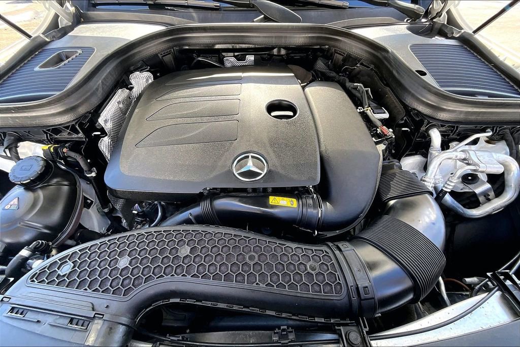 Certified 2022 Mercedes-Benz GLC 300 4MATIC image 9