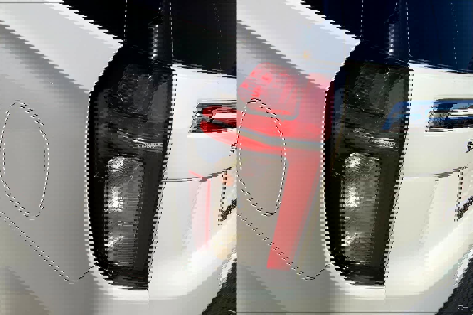 Used 2021 Chevrolet Suburban LT w/ LT Signature Package image 29