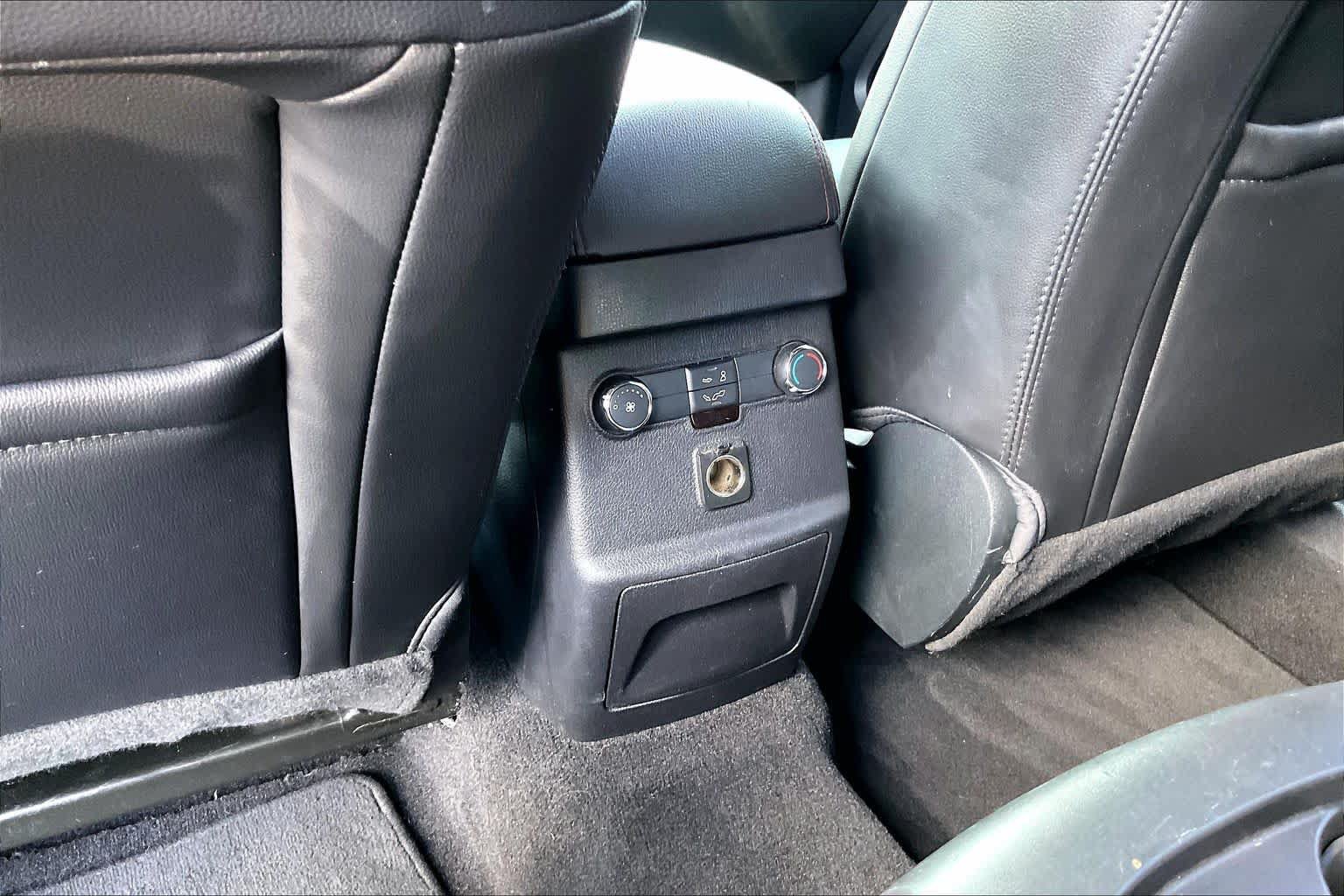 Used 2018 Ford Explorer Sport AWD/4WD image 34