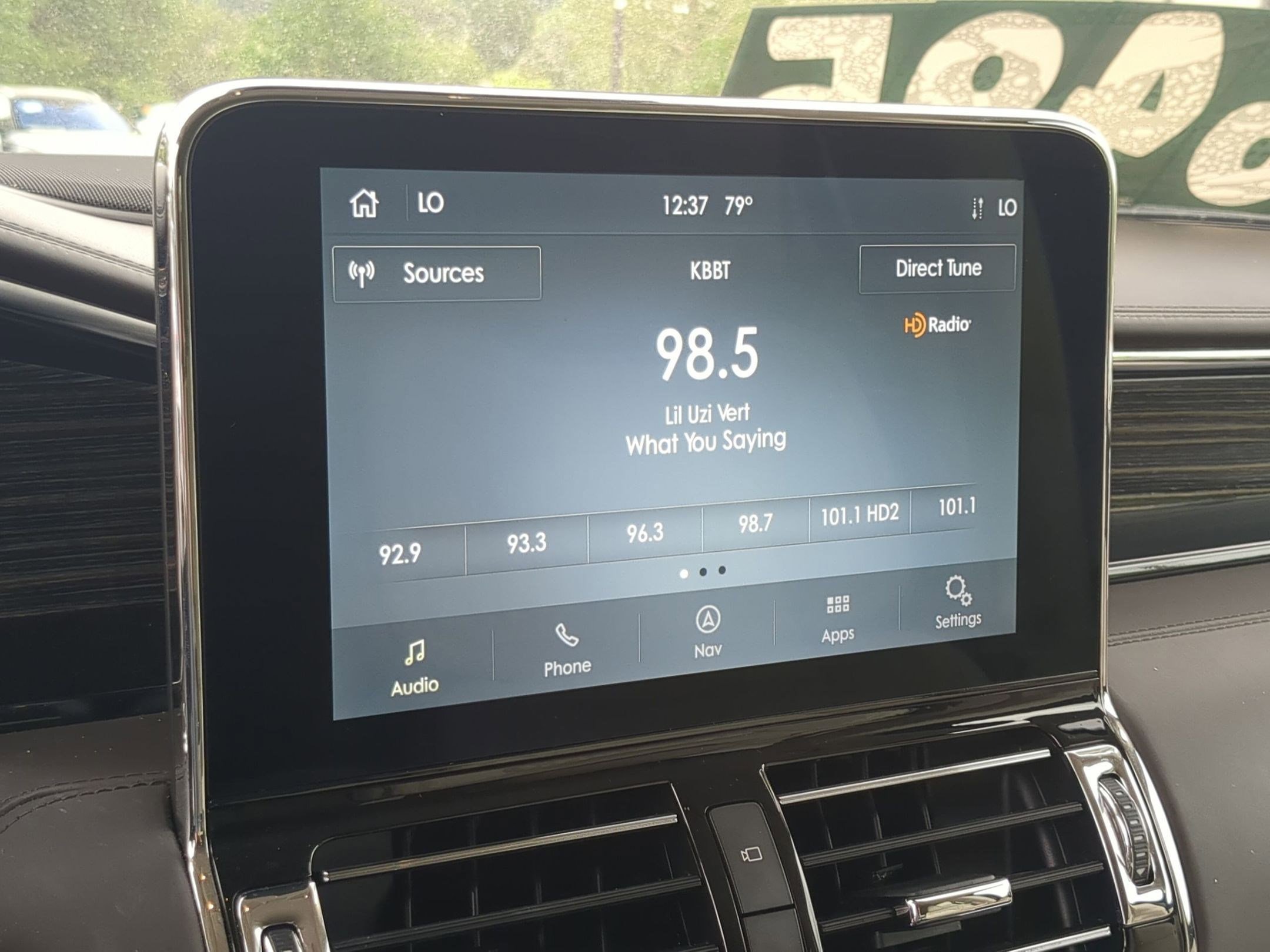 Used 2020 Lincoln Navigator Black Label w/ Cargo Convenience Package image 15