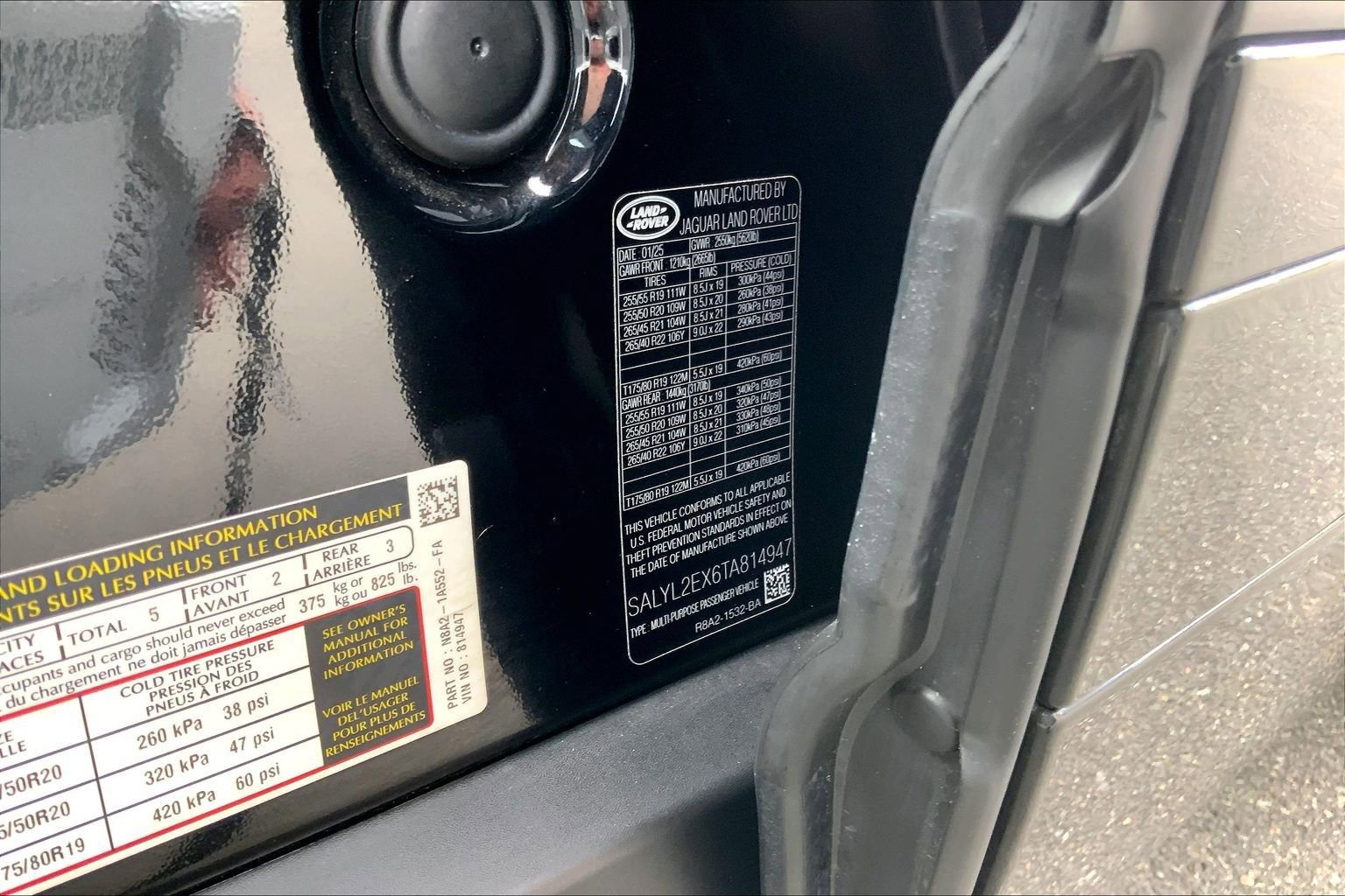 Used 2026 Land Rover Range Rover Velar Dynamic SE AWD/4WD image 33