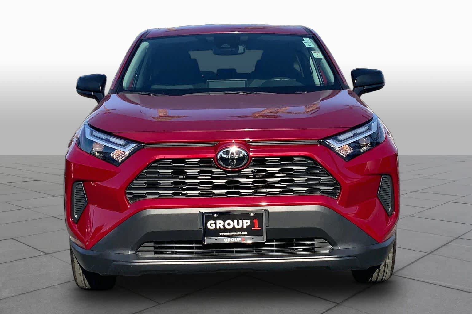 Certified 2025 Toyota RAV4 LE AWD/4WD image 3