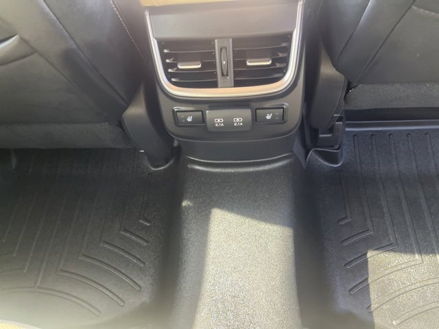 Used 2021 Subaru Outback Limited image 15