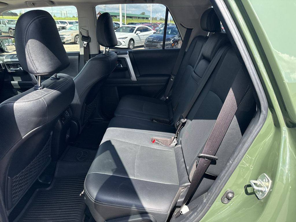 Used 2022 Toyota 4Runner Limited AWD/4WD image 11