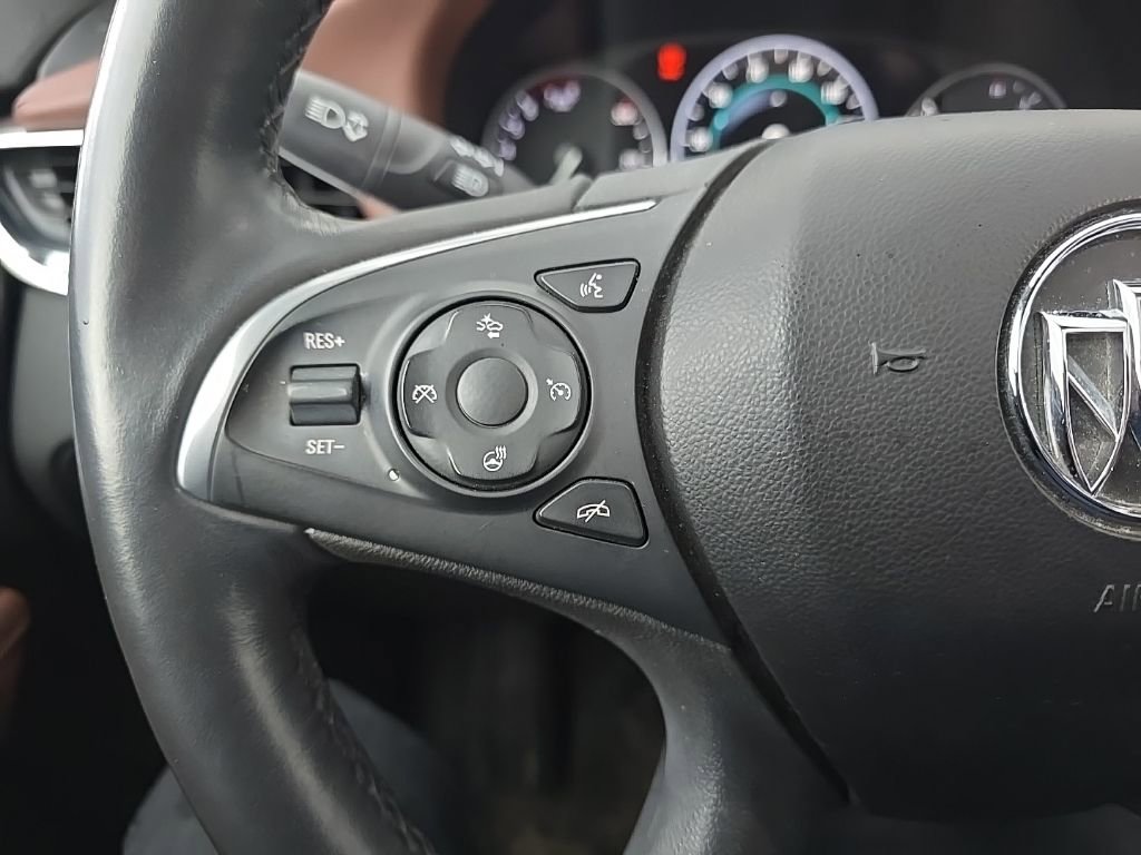Used 2018 Buick Enclave Avenir w/ Avenir Technology Package AWD/4WD image 12