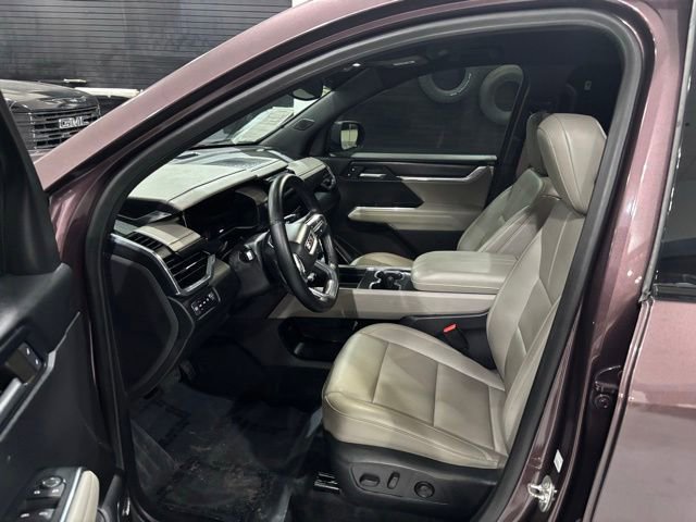 Used 2024 GMC Acadia Elevation w/ Black Edition AWD/4WD image 11