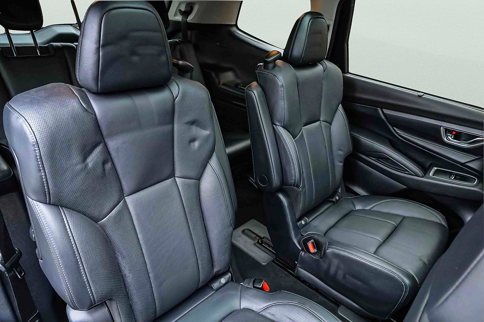 Used 2023 Subaru Ascent Limited w/ Technology Package image 23