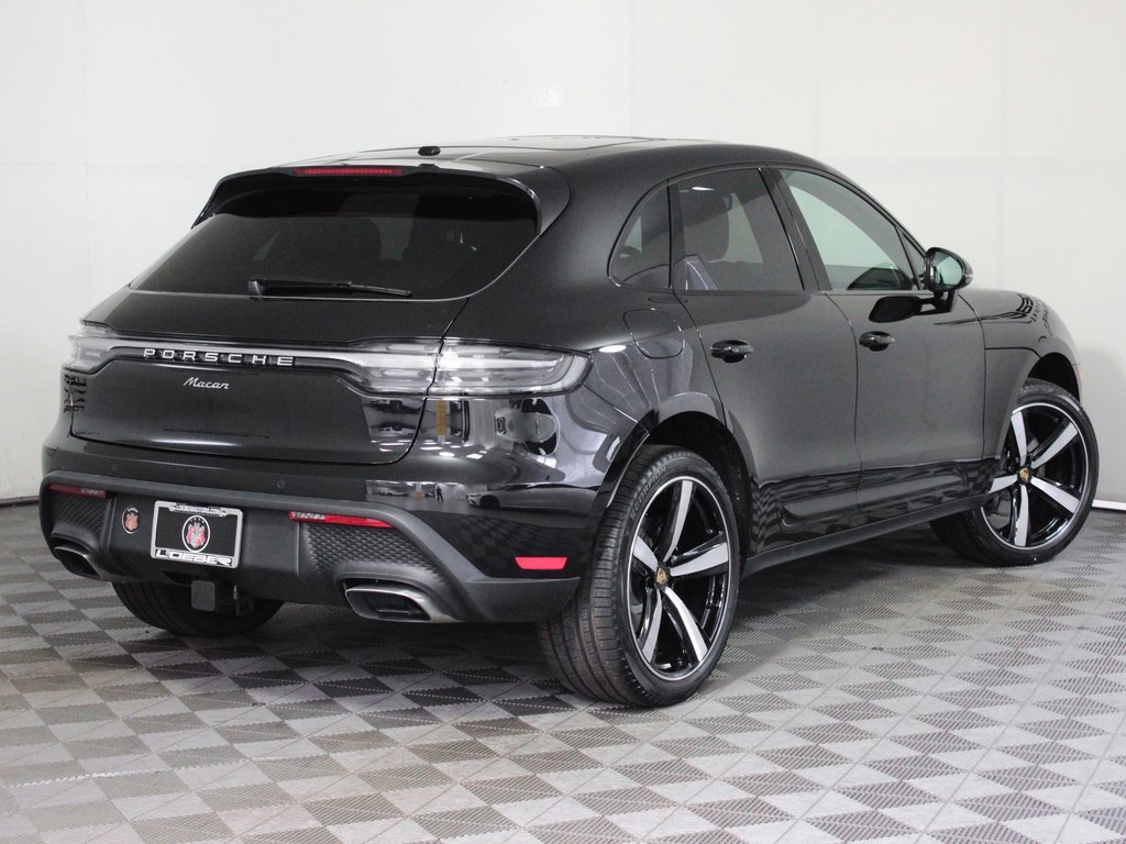 Used 2025 Porsche Macan image 8