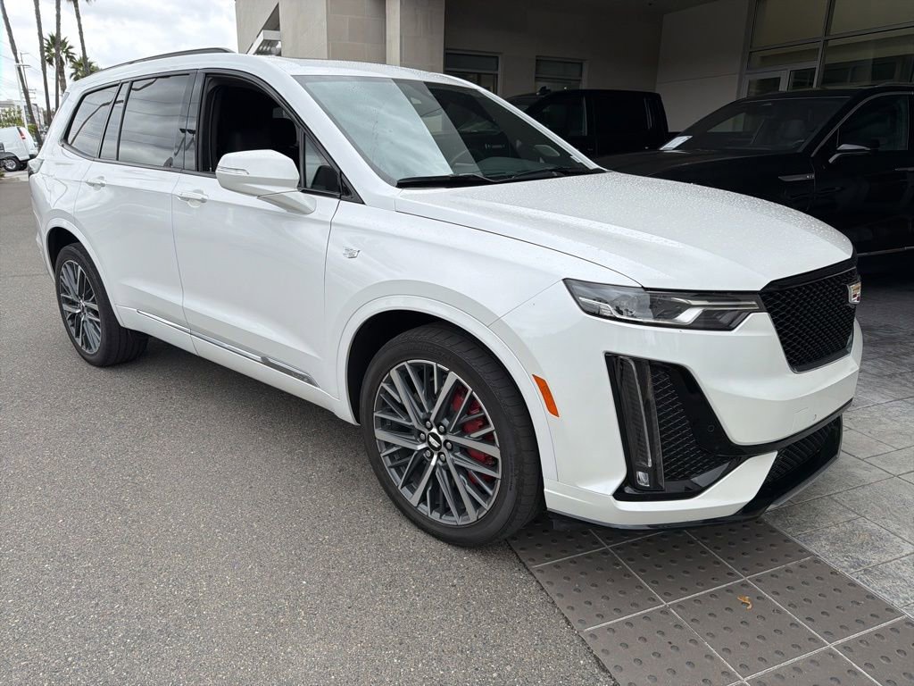 Certified 2024 Cadillac XT6 Sport AWD/4WD image 10