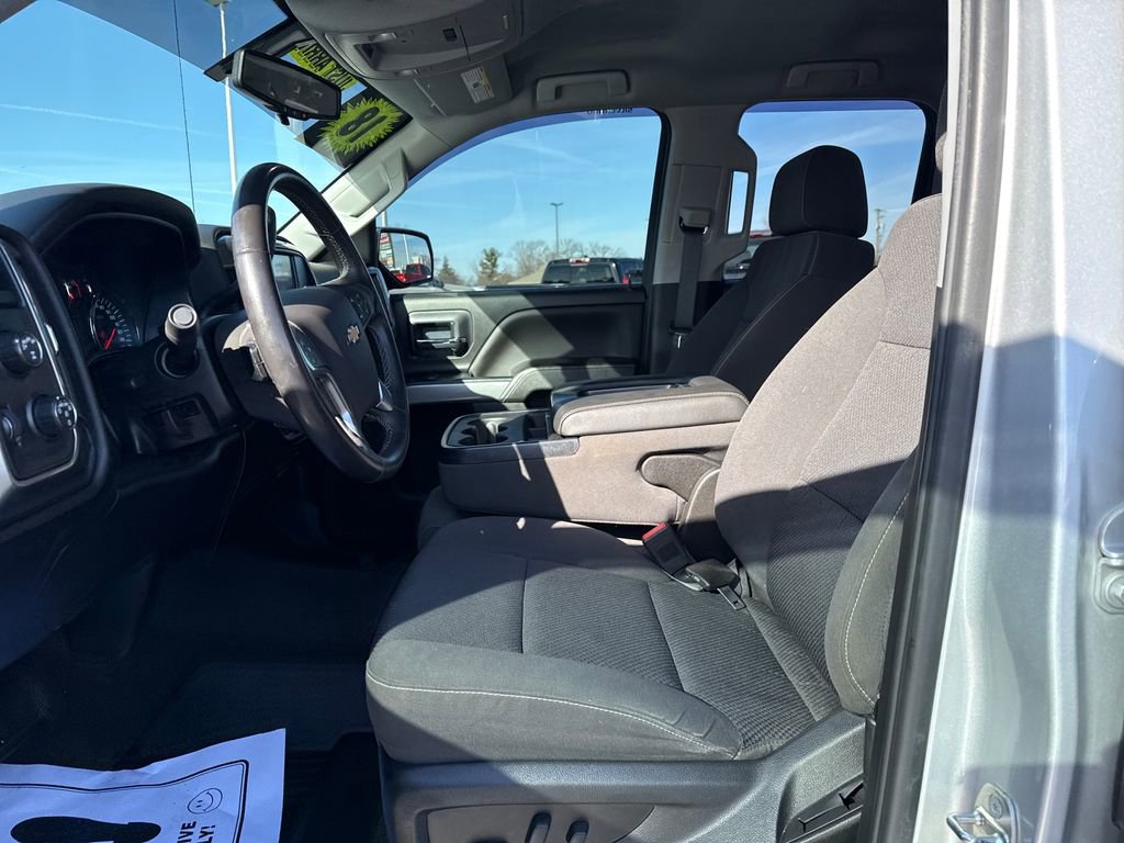 Used 2018 Chevrolet Silverado 1500 LT w/ All Star Edition image 11