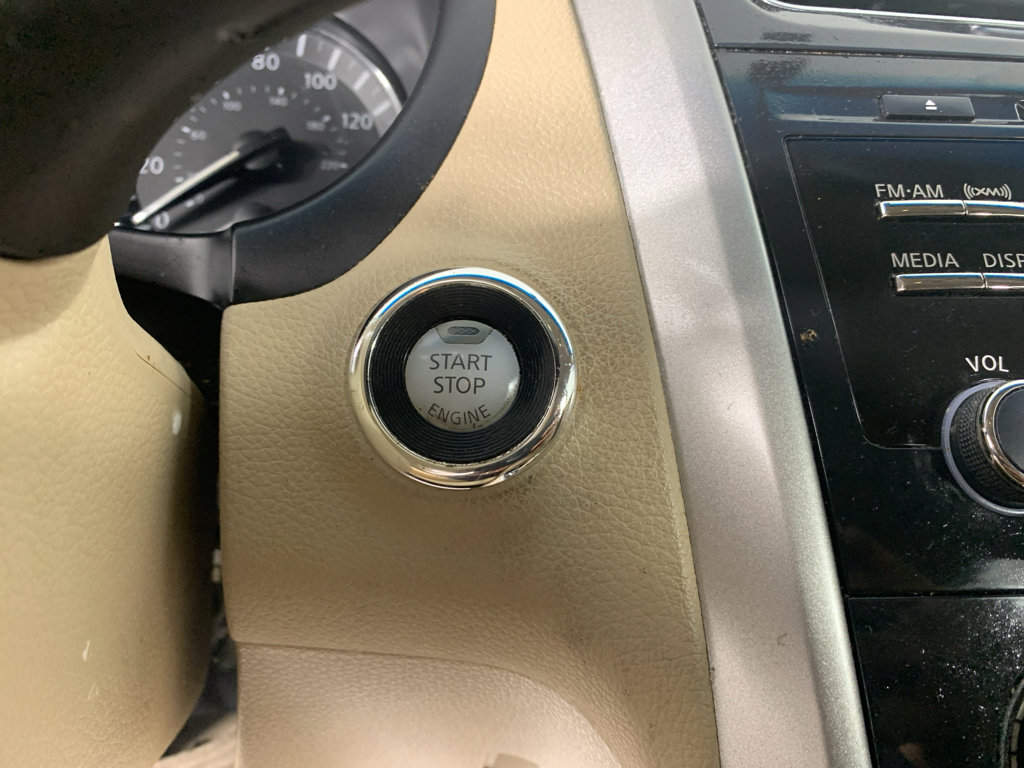 Used 2015 Nissan Altima 2.5 S w/ Sport Value Package image 14