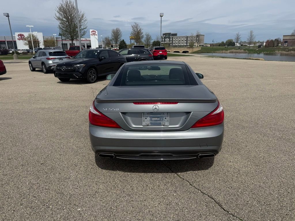 Used 2013 Mercedes-Benz SL 550 image 3