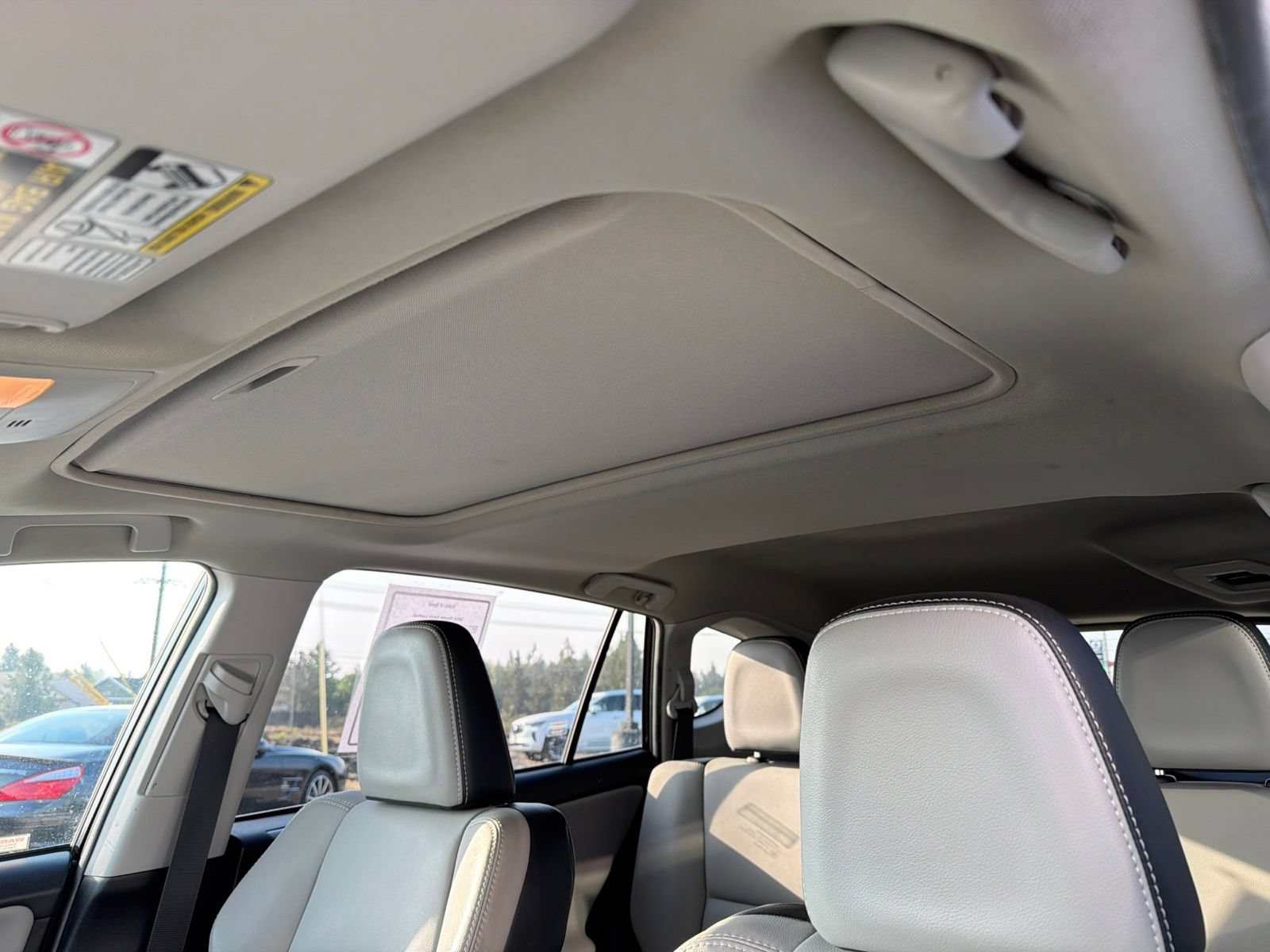 Used 2016 Toyota RAV4 Limited w/ Advanced Technology Package AWD/4WD image 17