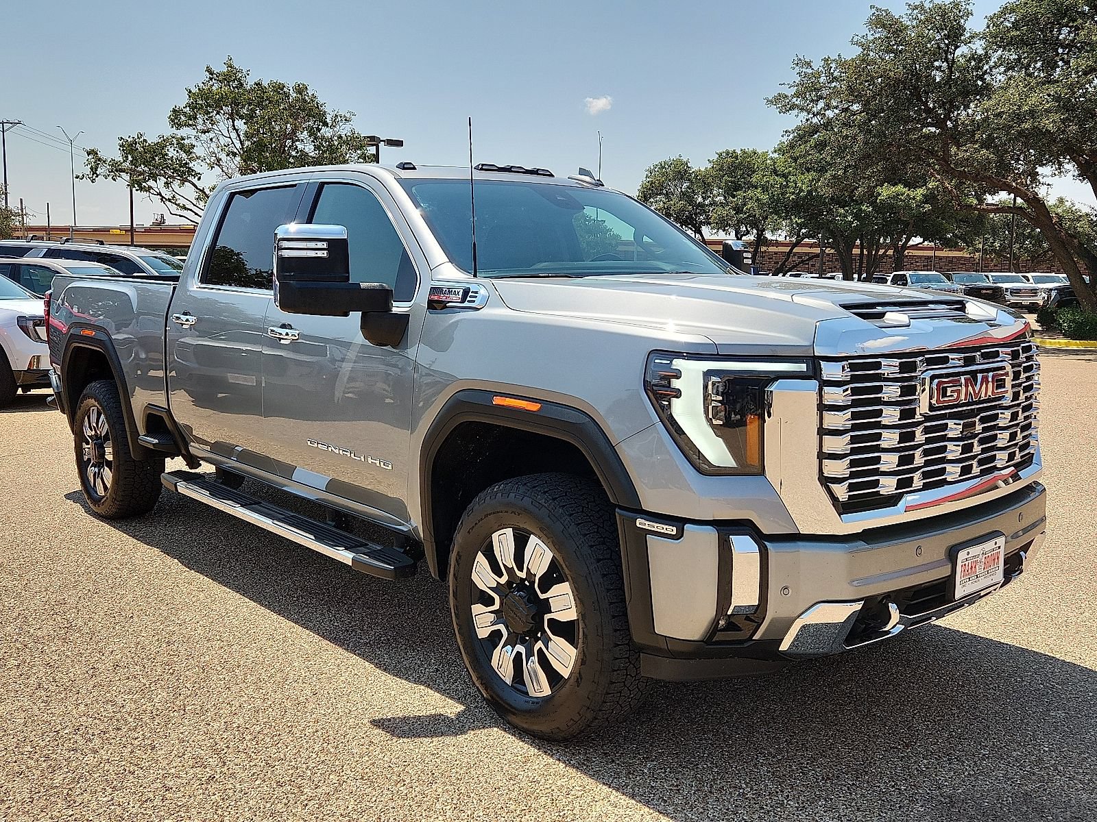 Used 2025 GMC Sierra 2500 Denali w/ Denali Reserve Package AWD/4WD image 7