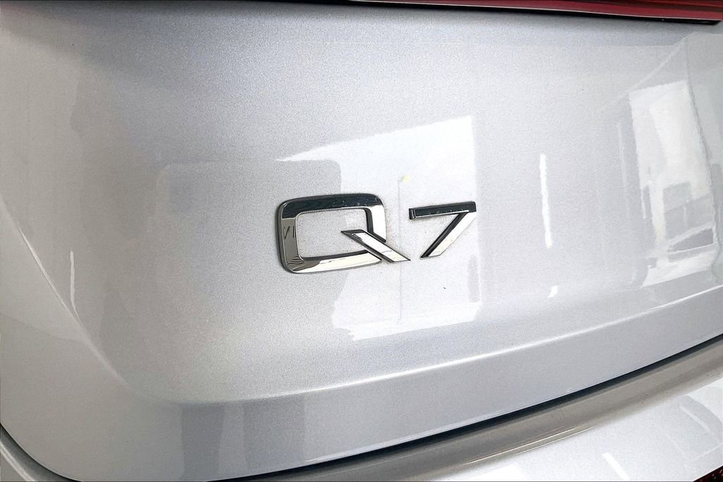 Used 2022 Audi Q7 3.0T Premium Plus w/ Premium Plus Package AWD/4WD image 9