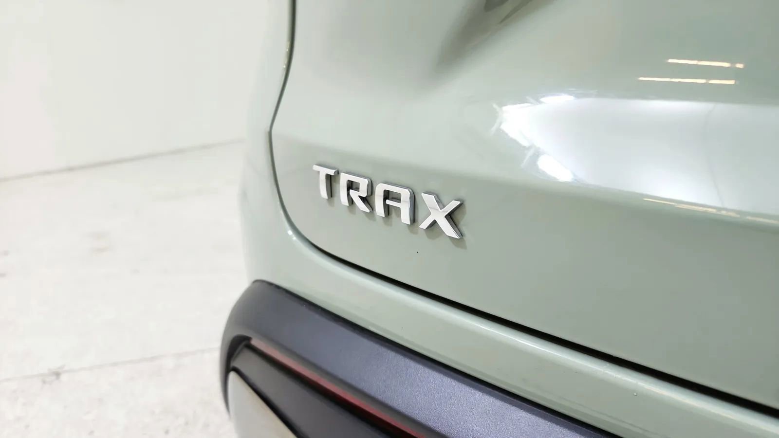 Used 2024 Chevrolet Trax ACTIV w/ Sunroof Package image 17