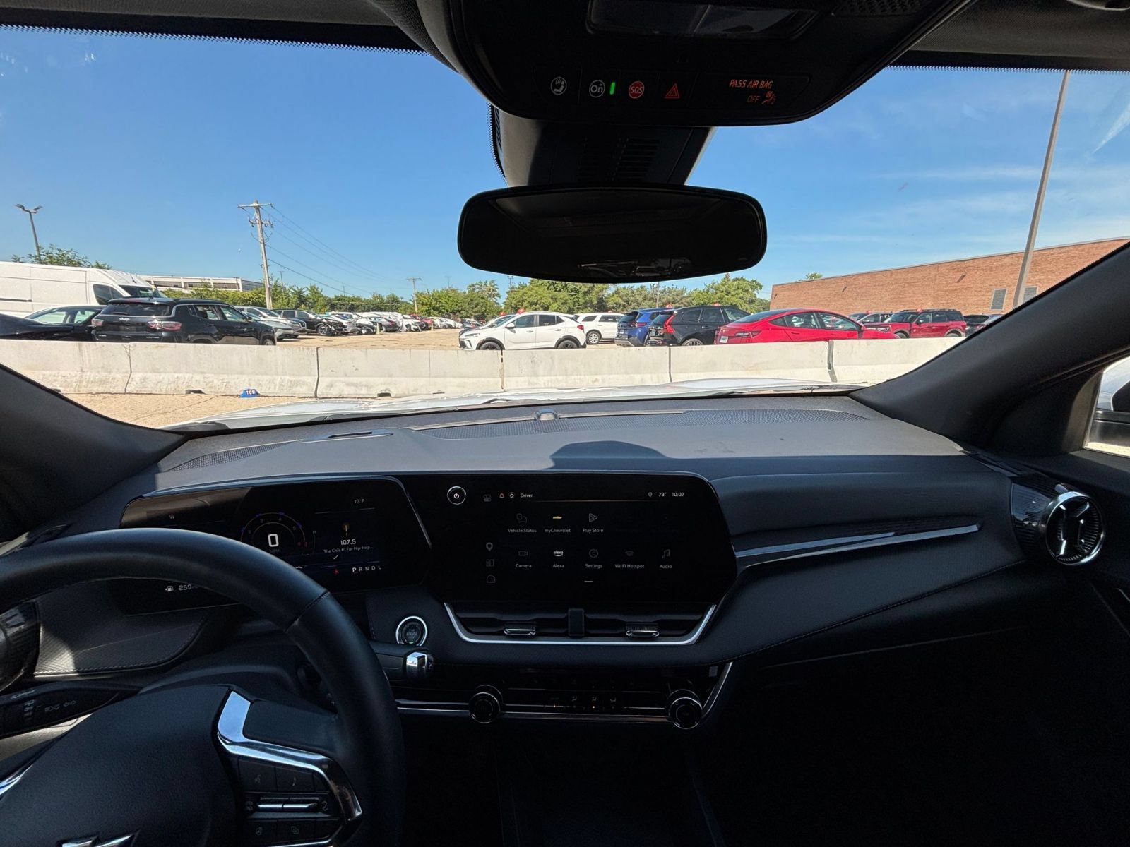 Used 2025 Chevrolet Equinox LT FWD image 33