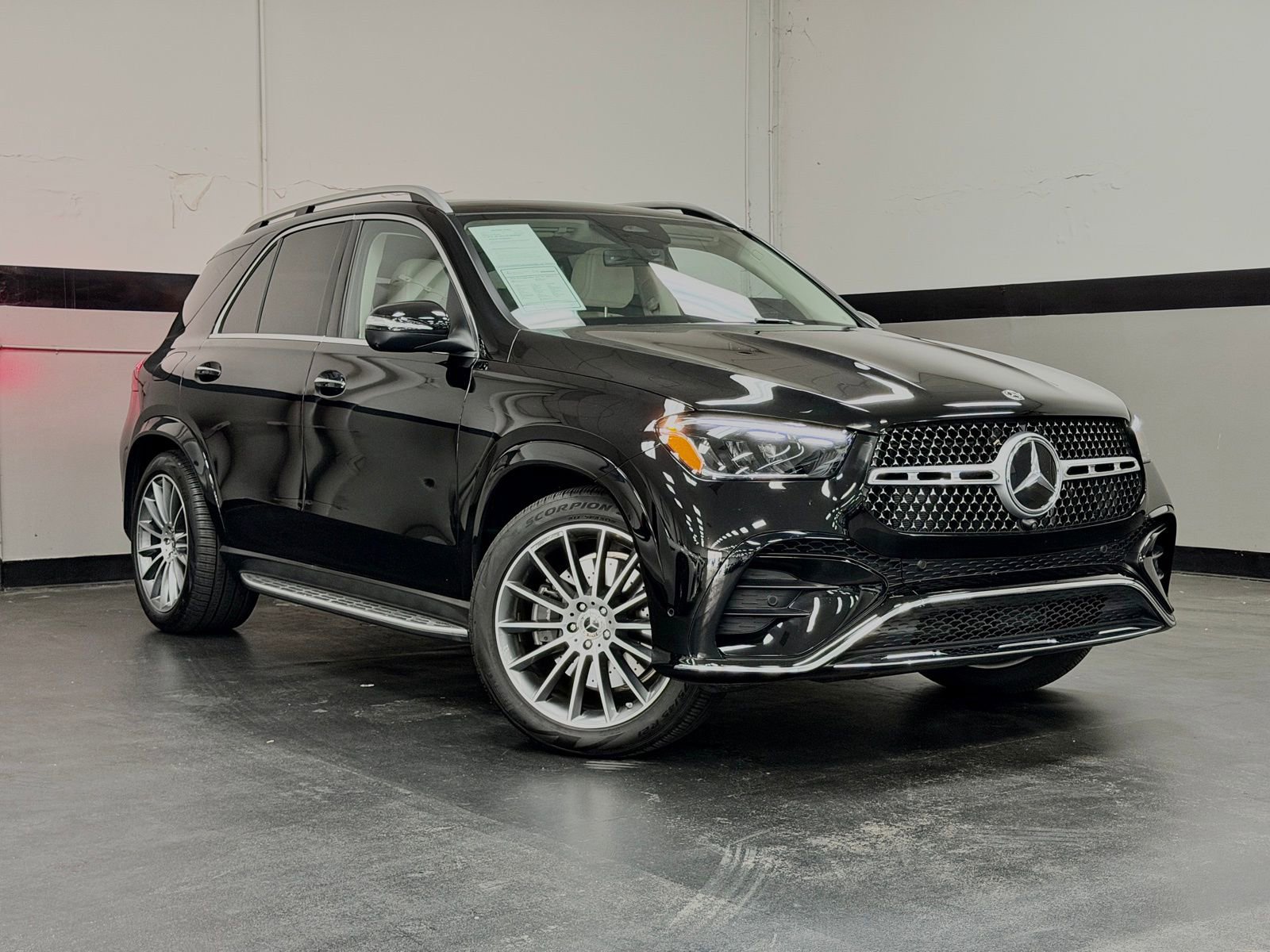 Used 2026 Mercedes-Benz GLE 450 4MATIC image 2