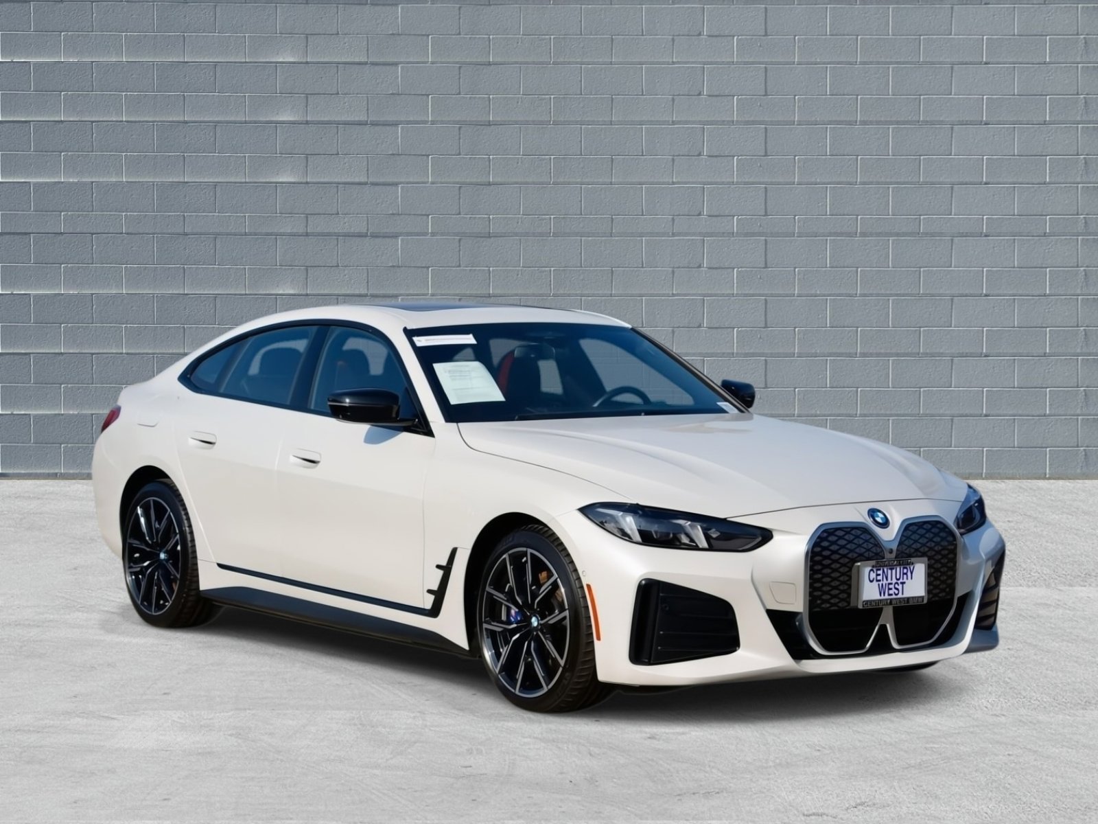 Used 2025 BMW i4 xDrive40i image 1