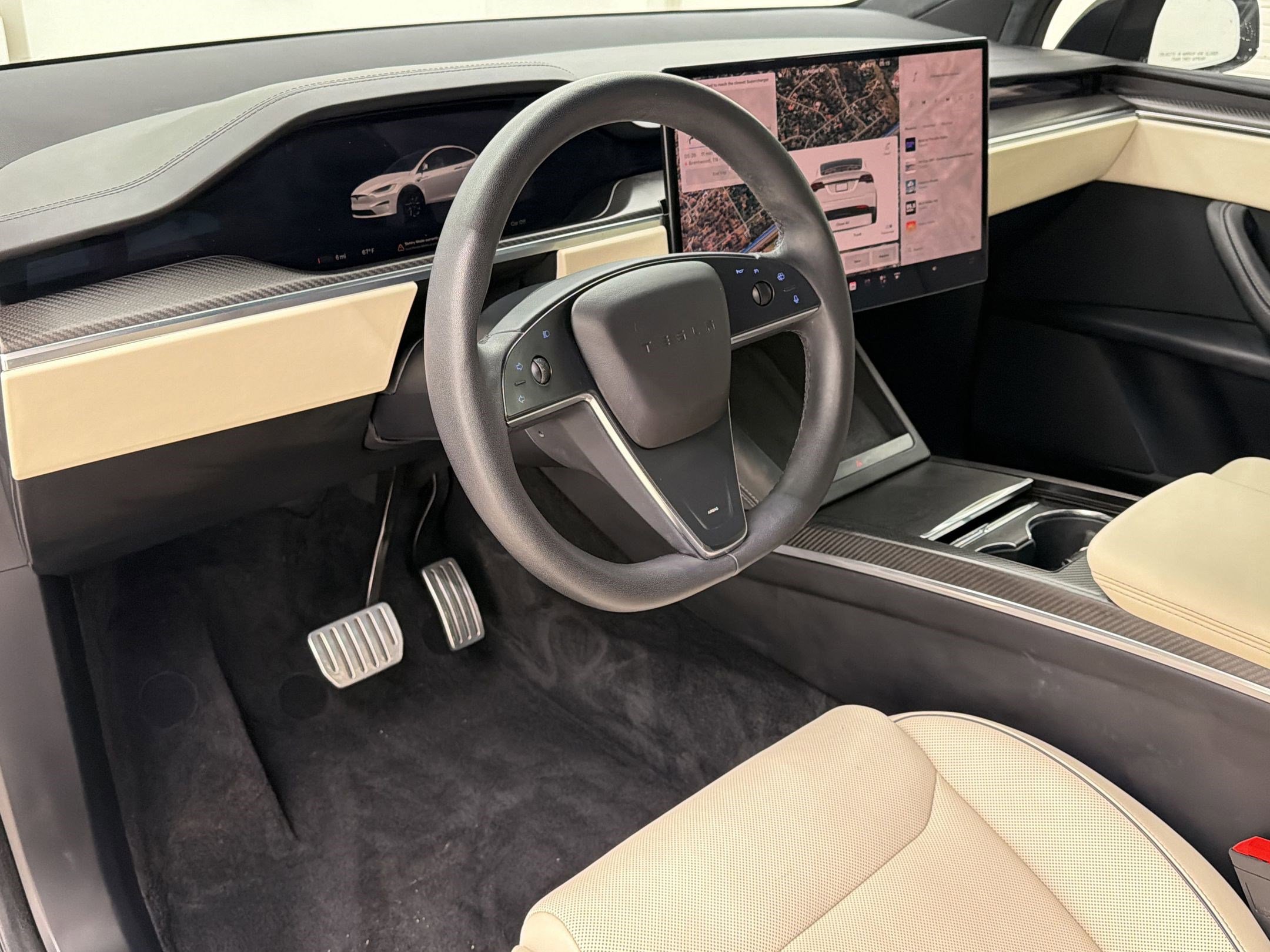 Used 2023 Tesla Model X Plaid AWD/4WD image 4