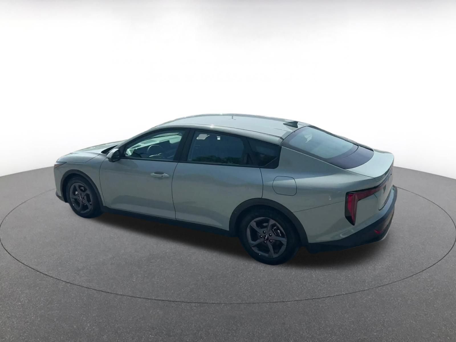 Used 2025 Kia K4 FWD image 10