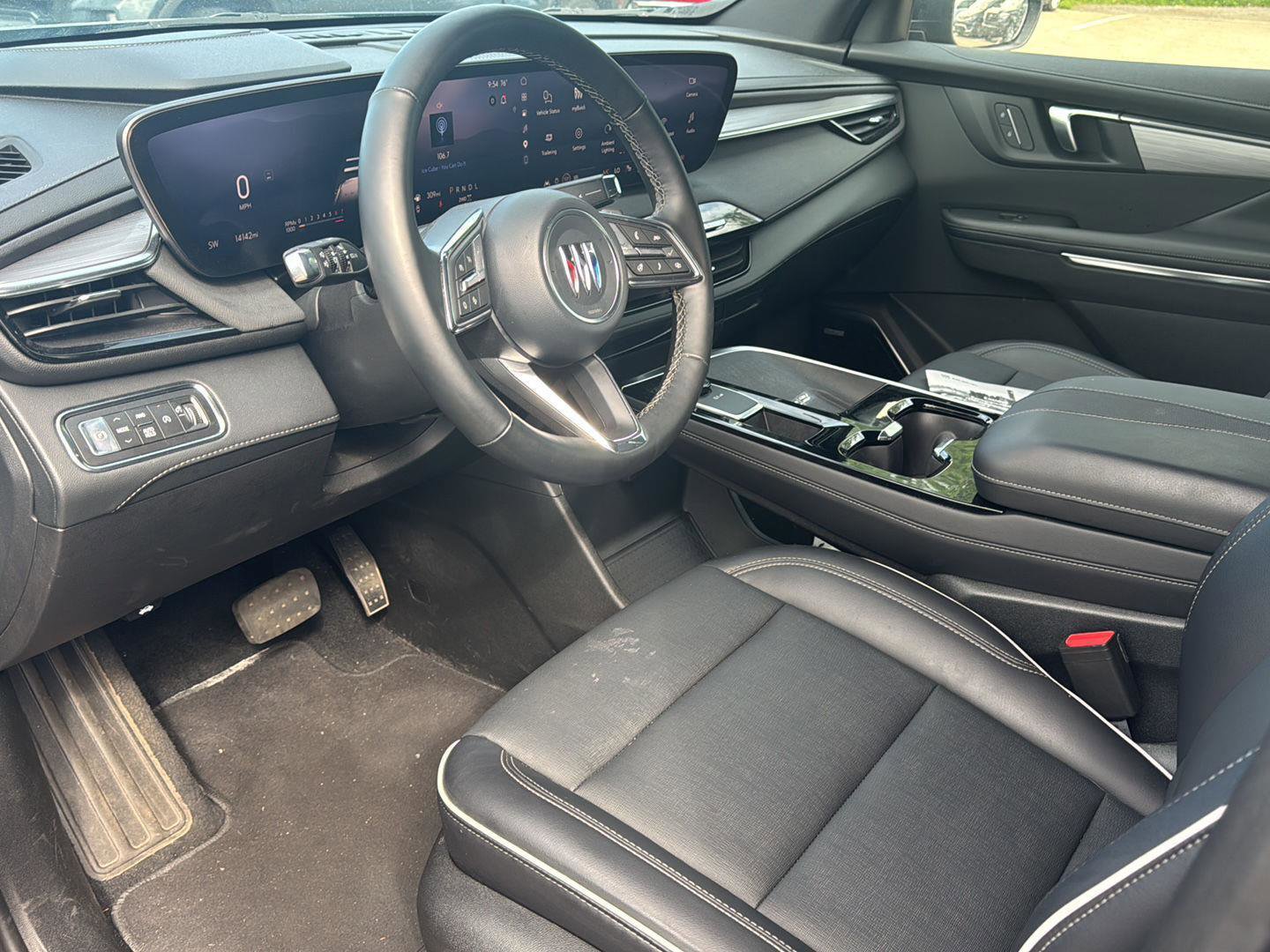Used 2026 Buick Enclave Preferred AWD/4WD image 11