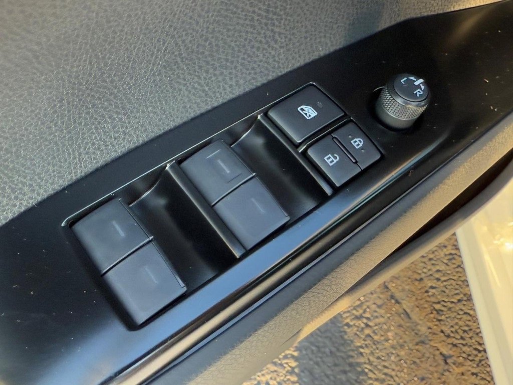New 2026 Toyota Camry SE image 11