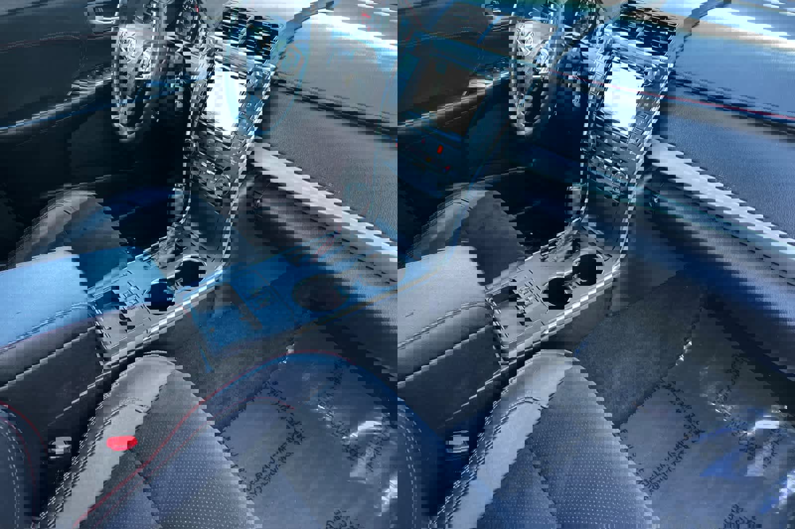 Used 2015 Toyota Camry XSE w/ Advanced Technology Package image 16