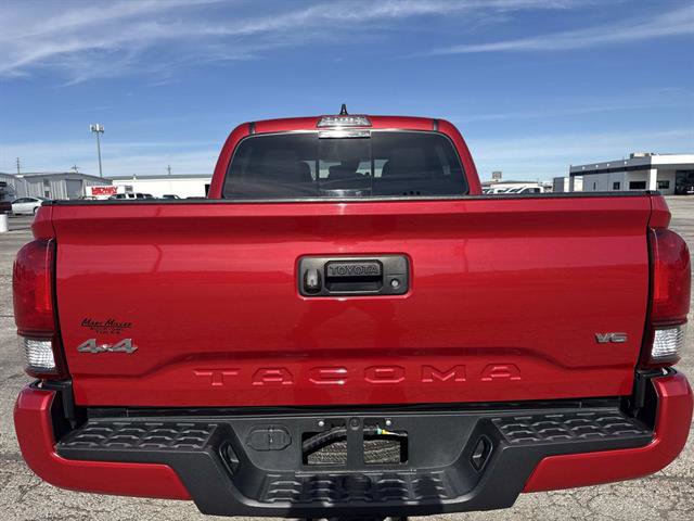 Used 2021 Toyota Tacoma SR image 5