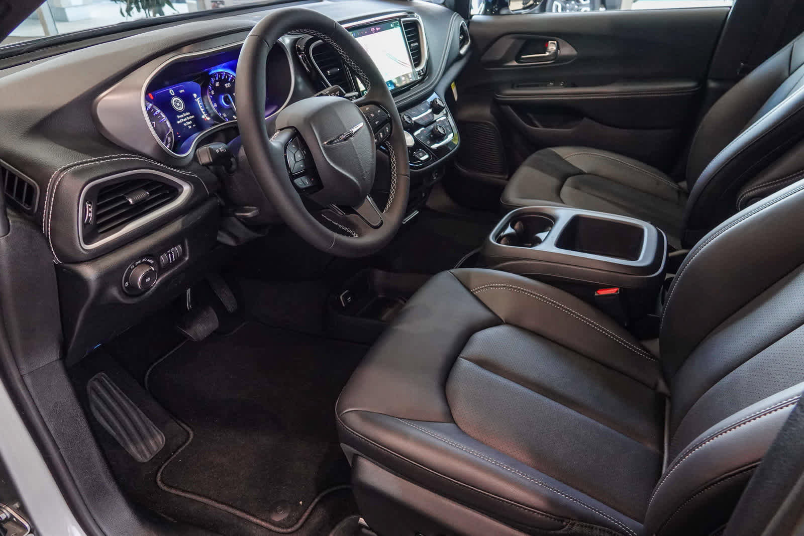 New 2026 Chrysler Pacifica Select image 16